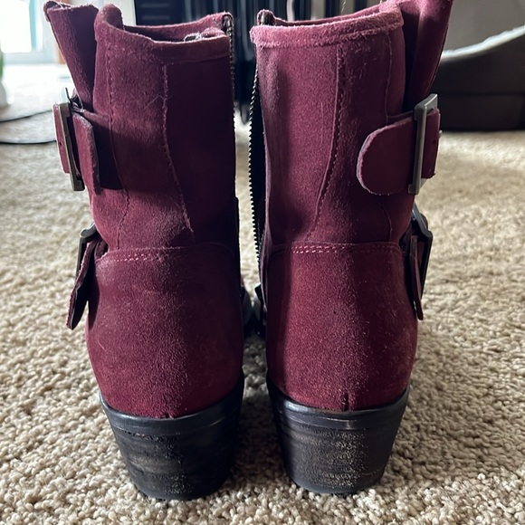 Leather boots - Picture 4 of 8